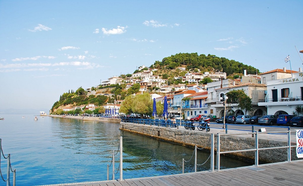 Holidays in Mantoudi-Limni-Agia Anna, Sporades Islands