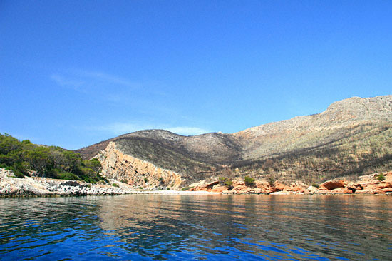 Sailing Holidays in Nisiza Beach, Hydra, Saronic Islands, Greece with Sail la Vie!