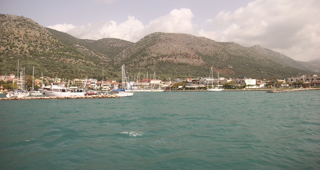 Sailing Holidays in Platarias Harbor, Igoumenitsa, Ionian Islands, Greece with Sail la Vie!